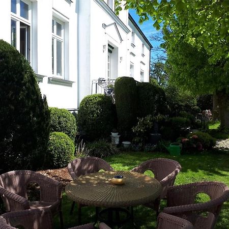 Altes Bauernhaus Im Gruenen Steffenshagen Exterior photo